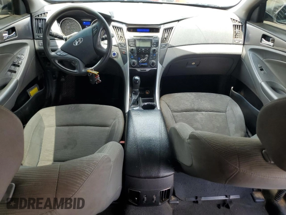 2012 Hyundai Sonata Hybrid with VIN KMHEC4A44CA038041, listed as a Copart auction lot 59034795 with 200,707 mi miles and Clean title. Bid and sale history available at DreamBid. Image 8.