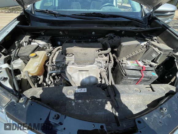 2018 Toyota RAV4 XLE with VIN 2T3WFREV8JW496356, listed as a Copart auction lot 51367765 with 71,049 mi miles and Clean Title. Bid and sale history available at DreamBid. Image 7.