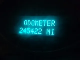 2010 GMC Denali z VIN 1GKUCMEF1AR181088, wystawiony jako IAAI lot #41563523 z przebiegiem 245 422 mil mil oraz . Historia ofert i sprzedaży dostępna na DreamBid. Obrazek 15.