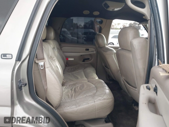 2001 Chevrolet Tahoe LS z VIN 1GNEC13T71R199027, wystawiony jako IAAI lot #41546283 z przebiegiem 232 905 mil mil oraz . Historia ofert i sprzedaży dostępna na DreamBid. Obrazek 8.