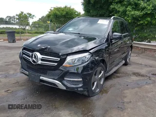 2017 Mercedes-Benz GLE 350 z VIN 4JGDA5HB0HA924859, wystawiony jako IAAI lot #42191729 z przebiegiem 91 831 mil mil oraz . Historia ofert i sprzedaży dostępna na DreamBid. Obrazek 18.