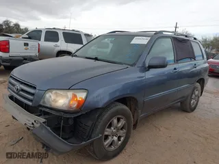 2007 Toyota Highlander with VIN JTEHP21A570190188, listed as a IAAI auction lot 41665640 with 328,585 mi miles. Bid and sale history available at carsss.com. Image 6.