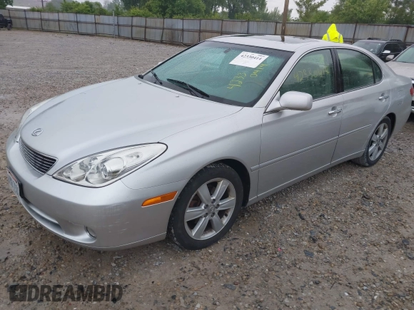 2005 Lexus ES 350 z VIN JTHBA30G855085750, wystawiony jako IAAI lot #42330414 z przebiegiem 131 956 mil mil oraz . Historia ofert i sprzedaży dostępna na DreamBid. Obrazek 17.