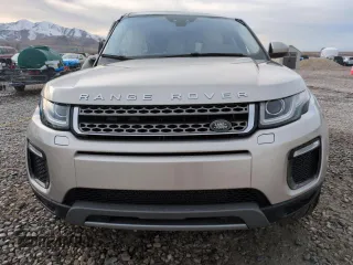 2017 Land Rover Range Rover Evoque HSE with VIN SALVR2BG7HH194064, listed as a Copart auction lot 82152594 with 65,549 mi miles and Non Repairable. Bid and sale history available at carsss.com. Image 5.