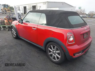 2012 MINI Convertible S with VIN WMWZP3C5XCT249627, listed as a IAAI auction lot 41430331 with 157,533 mi miles and . Bid and sale history available at DreamBid. Image 3.