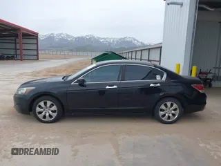 2010 Honda Accord EX-L z VIN 5KBCP3F80AB005954, wystawiony jako IAAI lot #41915962 z przebiegiem 198 275 mil mil oraz . Historia ofert i sprzedaży dostępna na DreamBid. Obrazek 14.