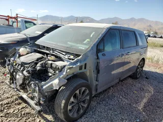 2024 Kia Carnival EX with VIN KNDNC5H37R6432779, listed as a Copart auction lot 75211554 with 5,463 mi miles and Salvage Title. Bid and sale history available at carsss.com. Image 1.