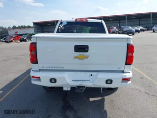 2015 Chevrolet Silverado 1500 LT with VIN 3GCUKREC9FG190338, listed as a IAAI auction lot 41793915 with 116,558 mi miles. Bid and sale history available at carsss.com. Image 16.