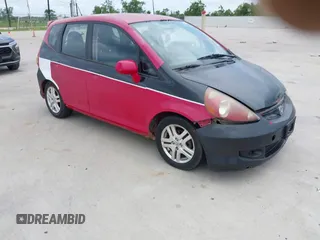 2007 Honda Fit Sport z VIN JHMGD38617S012202, wystawiony jako IAAI lot #42440286 z przebiegiem 134 695 mil mil oraz . Historia ofert i sprzedaży dostępna na DreamBid. Obrazek 1.