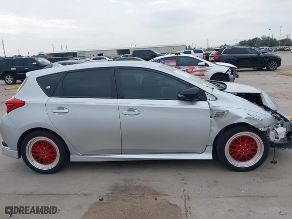 2018 Toyota Corolla iM with VIN JTNKARJE1JJ570200, listed as a IAAI auction lot 41534115 with NaN miles. Bid and sale history available at carsss.com. Image 13.