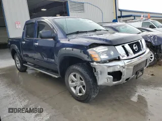 2010 Nissan Titan XE with VIN 1N6AA0EJ8AN313124, listed as a Copart auction lot 82052444 with 160,023 mi miles and Salvage Title. Bid and sale history available at carsss.com. Image 4.