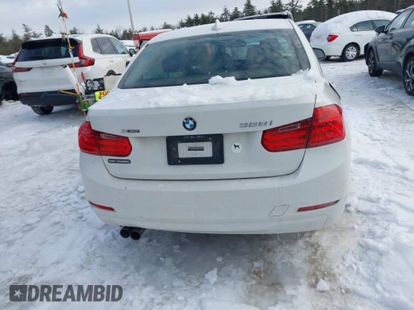 2015 BMW 3 Series 328i xDrive with VIN WBA3B5G56FNS14621, listed as a IAAI auction lot 41559125 with 89,749 mi miles. Bid and sale history available at carsss.com. Image 16.