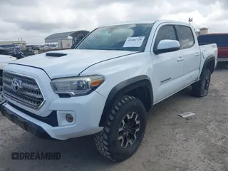 2018 Toyota Tacoma SR with VIN 3TMCZ5AN6JM138747, listed as a IAAI auction lot 42684725 with 144,725 mi miles and . Bid and sale history available at DreamBid. Image 16.