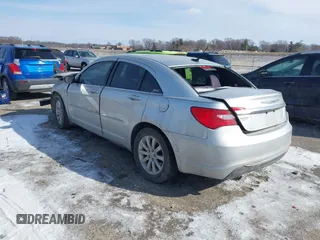 2012 Chrysler 200 Touring with VIN 1C3CCBBG9CN321735, listed as a IAAI auction lot 41597517 with 163,747 mi miles. Bid and sale history available at carsss.com. Image 3.