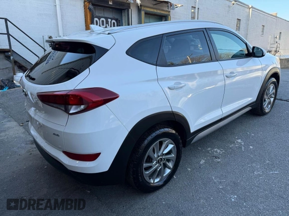 2018 Hyundai Tucson SEL with VIN KM8J3CA47JU747017, listed as a Copart auction lot 52831145 with 85,932 mi miles and Clean Title. Bid and sale history available at carsss.com. Image 4.