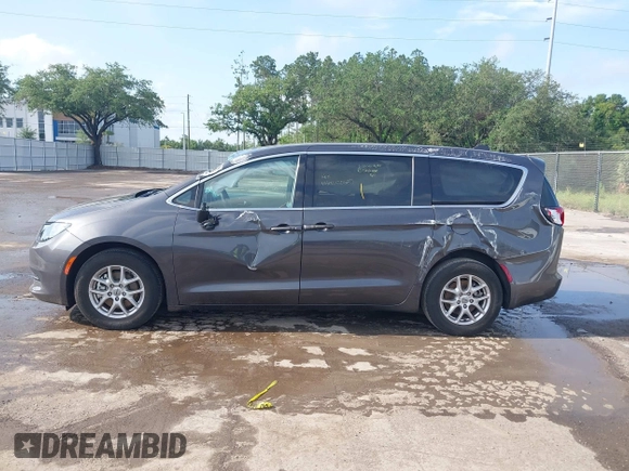 2023 Chrysler Voyager LX z VIN 2C4RC1CG9PR585738, wystawiony jako IAAI lot #42209993 z przebiegiem 50 625 mil mil oraz . Historia ofert i sprzedaży dostępna na DreamBid. Obrazek 14.