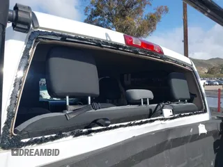 2019 Ram 2500 Lone Star with VIN 3C6UR5DL7KG544980, listed as a IAAI auction lot 41933163 with 184,151 mi miles and . Bid and sale history available at DreamBid. Image 6.