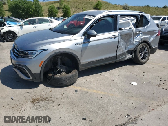 2022 Volkswagen Tiguan SE with VIN 3VV2B7AX9NM099219, listed as a Copart auction lot 63124545 with 39,860 mi miles and Salvage title. Bid and sale history available at DreamBid. Image 1.