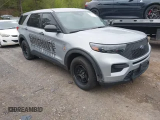 2023 Ford Police Interceptor Utility z VIN 1FM5K8AB2PGA36574, wystawiony jako IAAI lot #41827691 z przebiegiem 16 012 mil mil oraz . Historia ofert i sprzedaży dostępna na DreamBid. Obrazek 1.