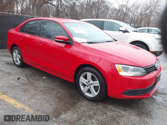2012 Volkswagen Jetta Sedan TDI with VIN 3VW3L7AJ1CM333438, listed as a IAAI auction lot 41711918 with 105,212 mi miles. Bid and sale history available at carsss.com. Image 1.