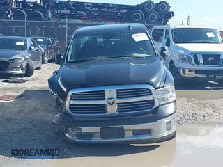 2016 Ram 1500 Big Horn z VIN 3C6RR7LT9GG262964, wystawiony jako IAAI lot #41963402 z przebiegiem 202 081 mil mil oraz . Historia ofert i sprzedaży dostępna na DreamBid. Obrazek 12.