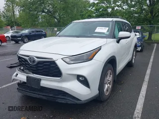 2022 Toyota Highlander LE with VIN 5TDBZRBH8NS242559, listed as a IAAI auction lot 42366399 with 200,915 mi miles and . Bid and sale history available at DreamBid. Image 17.