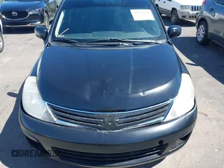 2012 Nissan Versa S z VIN 3N1BC1CP0CK210211, wystawiony jako IAAI lot #42315249 z przebiegiem 189 276 mil mil oraz . Historia ofert i sprzedaży dostępna na DreamBid. Obrazek 12.