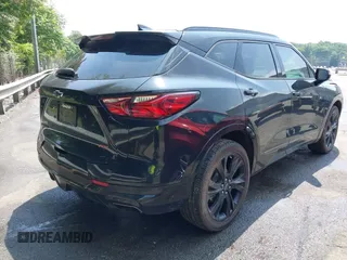 2021 Chevrolet Blazer RS с VIN 3GNKBERSXMS552535, выставлен на аукционе IAAI как лот 42275935 с пробегом 106 952 миль миль и . История ставок и продаж доступна на DreamBid. Изображение 4.