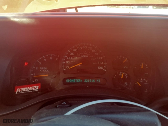 2003 Chevrolet Silverado 1500 LS with VIN 2GCEK19V231135137, listed as a Copart auction lot 44505835 with 221,616 mi miles and Salvage Title. Bid and sale history available at carsss.com. Image 9.
