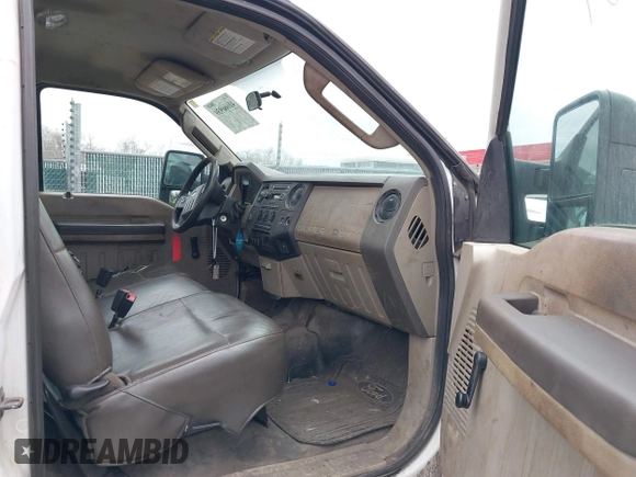 2010 Ford F-250 XL with VIN 1FTNF2B52AEA46040, listed as a IAAI auction lot 41666939 with 152,878 mi miles and . Bid and sale history available at DreamBid. Image 5.