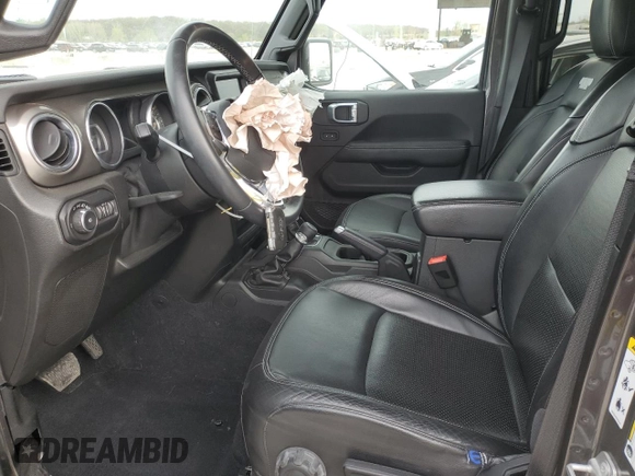 2018 Jeep Wrangler Unlimited Sahara with VIN 1C4HJXEG0JW303941, listed as a Copart auction lot 53029895 with 43,419 mi miles and Salvage title. Bid and sale history available at DreamBid. Image 7.