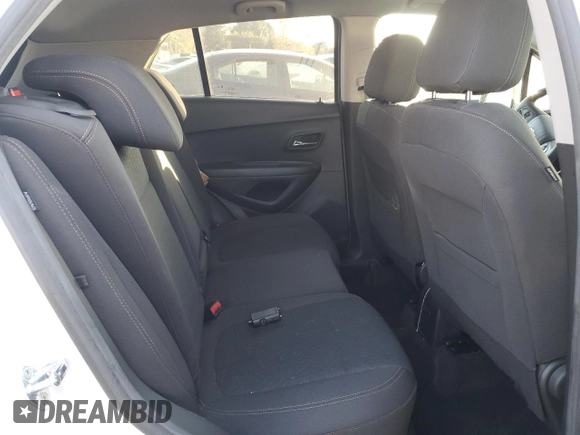 2022 Chevrolet Trax LS with VIN KL7CJNSM5NB507041, listed as a Copart auction lot 88990665 with 30,986 mi miles and Salvage Title. Bid and sale history available at carsss.com. Image 11.