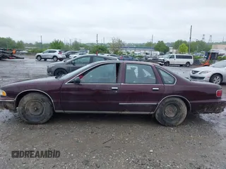 1995 Chevrolet Caprice with VIN 1G1BL52P7SR176512, listed as a IAAI auction lot 42231251 with Not provided miles and . Bid and sale history available at DreamBid. Image 13.