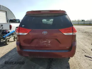 2011 Toyota Sienna LE AAS with VIN 5TDKK3DC3BS034703, listed as a Copart auction lot 52308735 with 189,822 mi miles and Salvage Title. Bid and sale history available at DreamBid. Image 6.