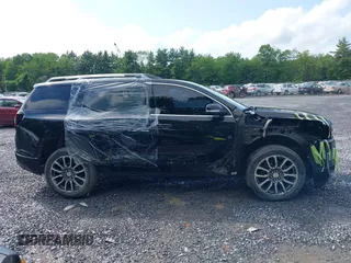 2022 GMC Acadia Denali with VIN 1GKKNXLSXNZ175038, listed as a IAAI auction lot 42463525 with 28,875 mi miles and . Bid and sale history available at DreamBid. Image 13.