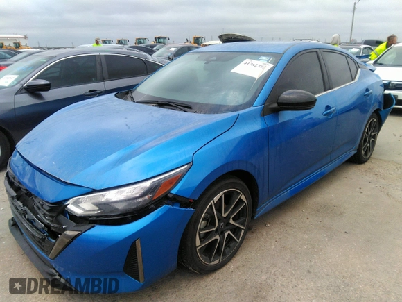 2024 Nissan Sentra SR with VIN 3N1AB8DV6RY359054, listed as a IAAI auction lot 41762392 with 11,476 mi miles and . Bid and sale history available at DreamBid. Image 22.