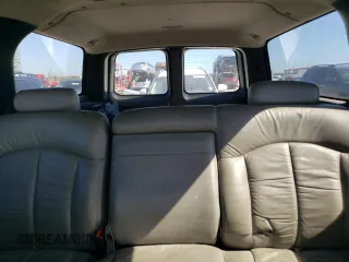 2001 Chevrolet Suburban LT with VIN 3GNEC16T31G174749, listed as a Copart auction lot 77304144 with 289,307 mi miles and Salvage Title. Bid and sale history available at carsss.com. Image 10.