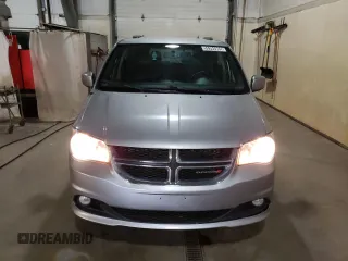 2017 Dodge Grand Caravan SXT with VIN 2C4RDGCG6HR624660, listed as a Copart auction lot 55394965 with 119,102 mi miles and Clean Title. Bid and sale history available at DreamBid. Image 5.