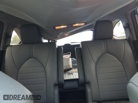2022 Toyota Highlander XLE with VIN 5TDGZRBH4NS560801, listed as a Copart auction lot 63817915 with 64,557 mi miles and Salvage title. Bid and sale history available at DreamBid. Image 10.