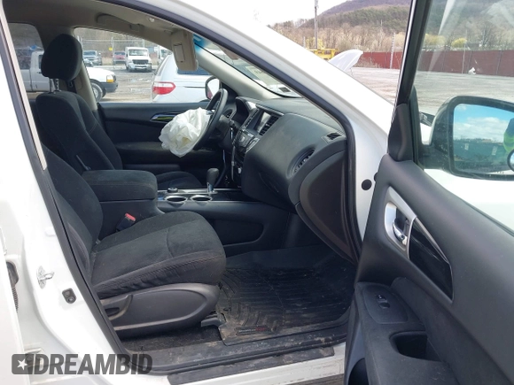 2014 Nissan Pathfinder SL with VIN 5N1AR2MM7EC730038, listed as a IAAI auction lot 41978849 with 150,816 mi miles. Bid and sale history available at carsss.com. Image 5.