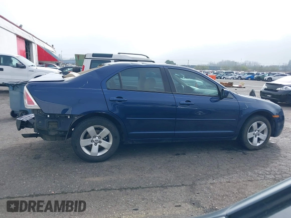 2007 Ford Fusion SE with VIN 3FAHP07117R175015, listed as a IAAI auction lot 41881420 with 217,978 mi miles. Bid and sale history available at carsss.com. Image 14.