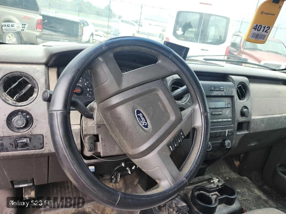 2010 Ford F-150 XL z VIN 1FTEX1EW7AFA89309, wystawiony jako IAAI lot #42802196 z przebiegiem 212 713 mil mil oraz . Historia ofert i sprzedaży dostępna na DreamBid. Obrazek 12.
