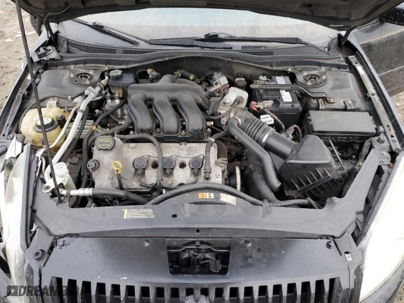 2008 Mercury Milan Premier with VIN 3MEHM081X8R615024, listed as a Copart auction lot 43579995 with 105,862 mi miles and Salvage Title. Bid and sale history available at carsss.com. Image 13.