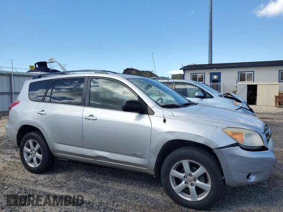 2007 Toyota RAV4 Limited z VIN JTMBD31V075067431, wystawiony jako Copart lot #56770595 z przebiegiem 137 073 mil mil oraz Szkoda całkowita • Salvage title. Historia ofert i sprzedaży dostępna na DreamBid. Obrazek 4.