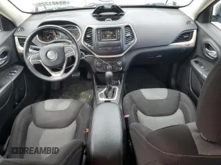 2017 Jeep Cherokee Altitude z VIN 1C4PJLAB1HW508600, wystawiony jako Copart lot #65481725 z przebiegiem 120 517 mil mil oraz Czysty tytuł • Clean title. Historia ofert i sprzedaży dostępna na DreamBid. Obrazek 8.