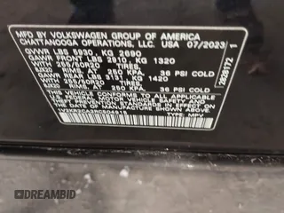 2024 Volkswagen Atlas SE z VIN 1V2KR2CA2RC504915, wystawiony jako IAAI lot #41417206 z przebiegiem 39 238 mil mil oraz . Historia ofert i sprzedaży dostępna na DreamBid. Obrazek 9.