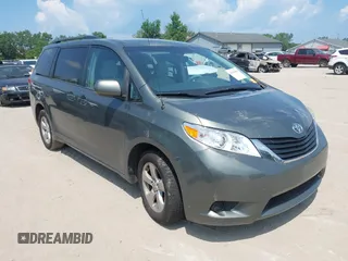2013 Toyota Sienna LE AAS with VIN 5TDKK3DC2DS283383, listed as a IAAI auction lot 42593450 with 128,866 mi miles and . Bid and sale history available at DreamBid. Image 1.