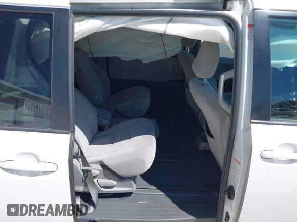 2019 Toyota Sienna LE Auto Access Seat with VIN 5TDKZ3DC6KS012237, listed as a IAAI auction lot 41822942 with 97,237 mi miles and . Bid and sale history available at DreamBid. Image 8.