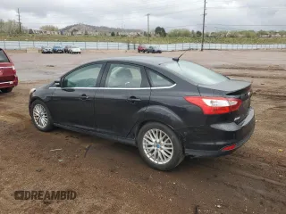 2012 Ford Focus SEL with VIN 1FAHP3H23CL367585, listed as a Copart auction lot 55979865 with 203,087 mi miles and Clean Title. Bid and sale history available at carsss.com. Image 2.