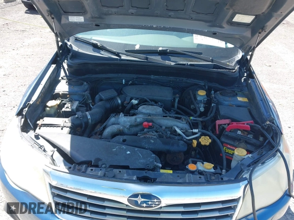 2010 Subaru Forester 2.5X with VIN JF2SH6BCXAH917740, listed as a IAAI auction lot 41979093 with 182,638 mi miles. Bid and sale history available at carsss.com. Image 10.